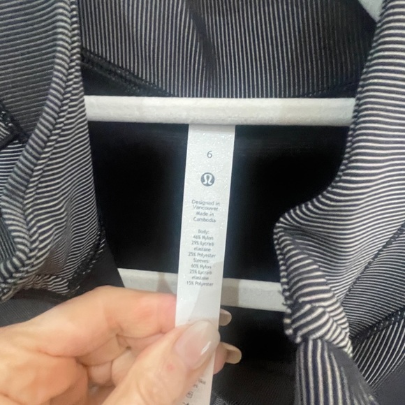 Lululemon Black Activewear Set - Picture 5 of 10